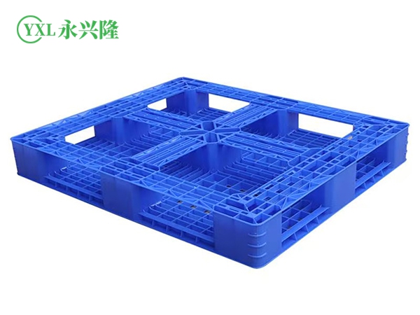 田字底藍色塑膠卡板